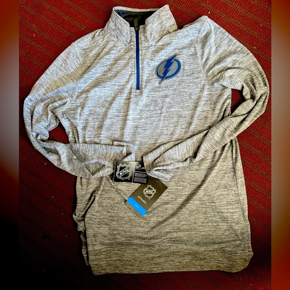 Youth Tampa Bay Lightning 1/4 Zip Pullover NHL Officially Licensed (XL NWT)